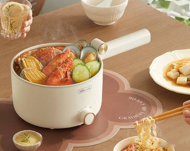 G-C16Z1：宿舍与小空间的多功能小帮手pg模拟器试玩99元到手！小熊电煮锅DR(图1)